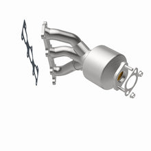 Load image into Gallery viewer, MagnaFlow Direct Fit Catalytic Converter 05-07 Kia Sportage 2.7L Passenger Side - 51316