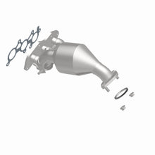Load image into Gallery viewer, MagnaFlow 07-10 Toyota Sienna 3.5L Direct Fit Converter - 5582822
