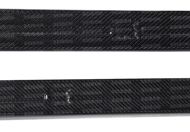 Seibon 09-10 Nissan GTR R35 OEM Style Carbon Fiber Door Sills (Pair) - DS0910NSGTR