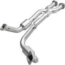Load image into Gallery viewer, MagnaFlow Direct Fit Catalytic Converter 06-10 Jeep Grand Cherokee 6.1L - 5451046