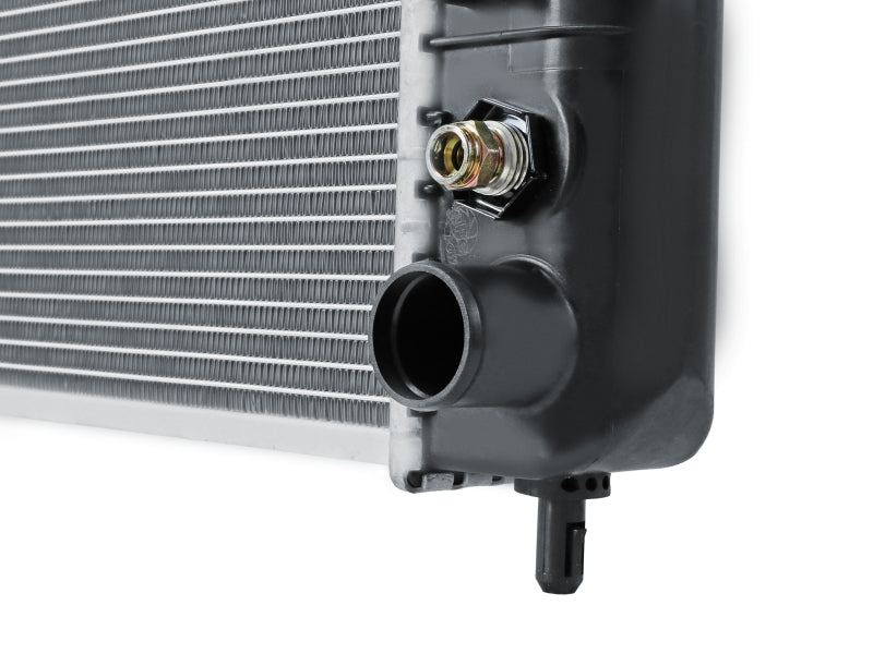 aFe BladeRunner OER Series Radiator 99-13 GM Trucks/SUVs V8 - 46-53161