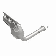 Load image into Gallery viewer, MagnaFlow Conv DF 02-03 Freelander 2.5L - 24121