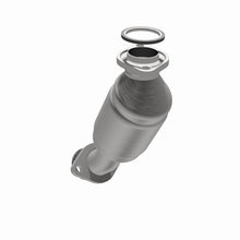 Load image into Gallery viewer, MagnaFlow Direct Fit Catalytic Converter 01-03 Highlander 3L frt OEM - 49506