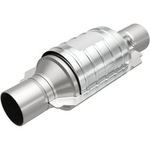 Load image into Gallery viewer, MagnaFlow Univ Cat Conv 2.5in Inlet/Outlet Ctr/Ctr Round 9in Body L x 5.125in W x 13in Overall L - 51236