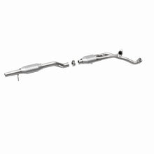 Load image into Gallery viewer, MagnaFlow DF Cat Conv 87-93 Ford Bronco 4.9L/87-95 F-150/F-250 (Non SD)/F-350 (Non SD) PU 4.9L (CA) - 334302
