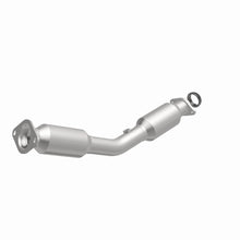 Load image into Gallery viewer, MagnaFlow Direct Fit Catalytic Converter 07-08 Nissan Sentra L4-2.0L - 551753
