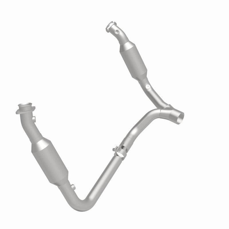 MagnaFlow 2006 Dodge Ram 1500 5.7L Direct Fit Converter - 5451711