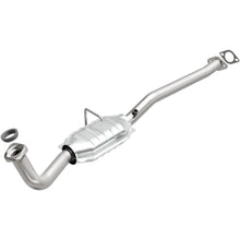 Load image into Gallery viewer, MagnaFlow Direct Fit Catalytic Converter 98-01 Metro/Swift 1.3 rr OE - 49563