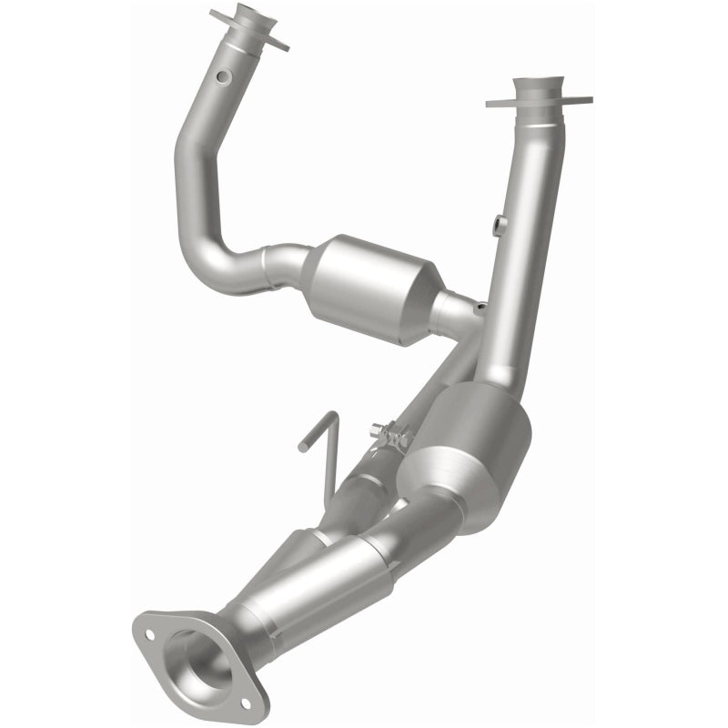 MagnaFlow 05-06 Jeep Grand Cherokee 5.7L Direct Fit Catalytic Converter - 4651709