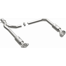 Load image into Gallery viewer, MagnaFlow Direct Fit Catalytic Converter 2009-2012 E-150 5.4 L Underbody - 52294