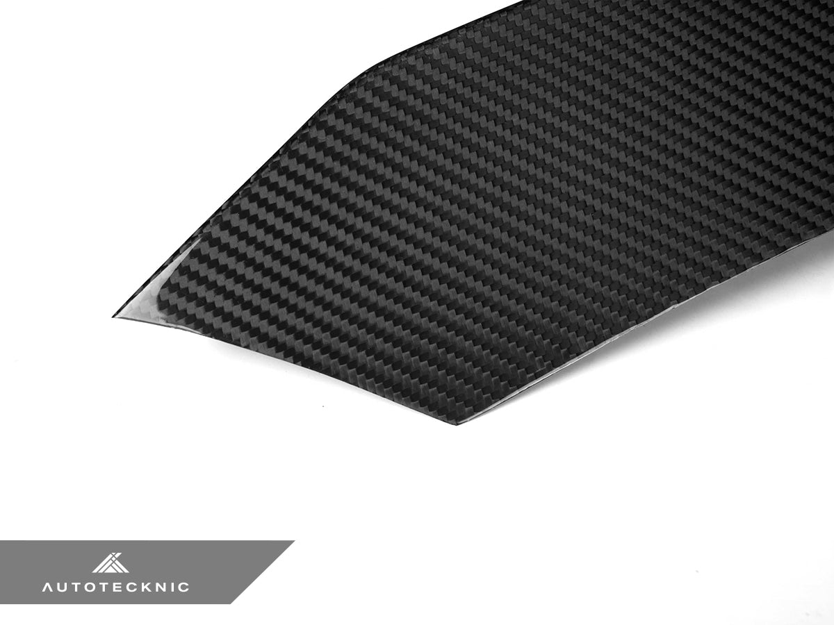 AutoTecknic Dry Carbon Corsa Bumper Trim - BMW F80 M3 | F82/ F83 M4
