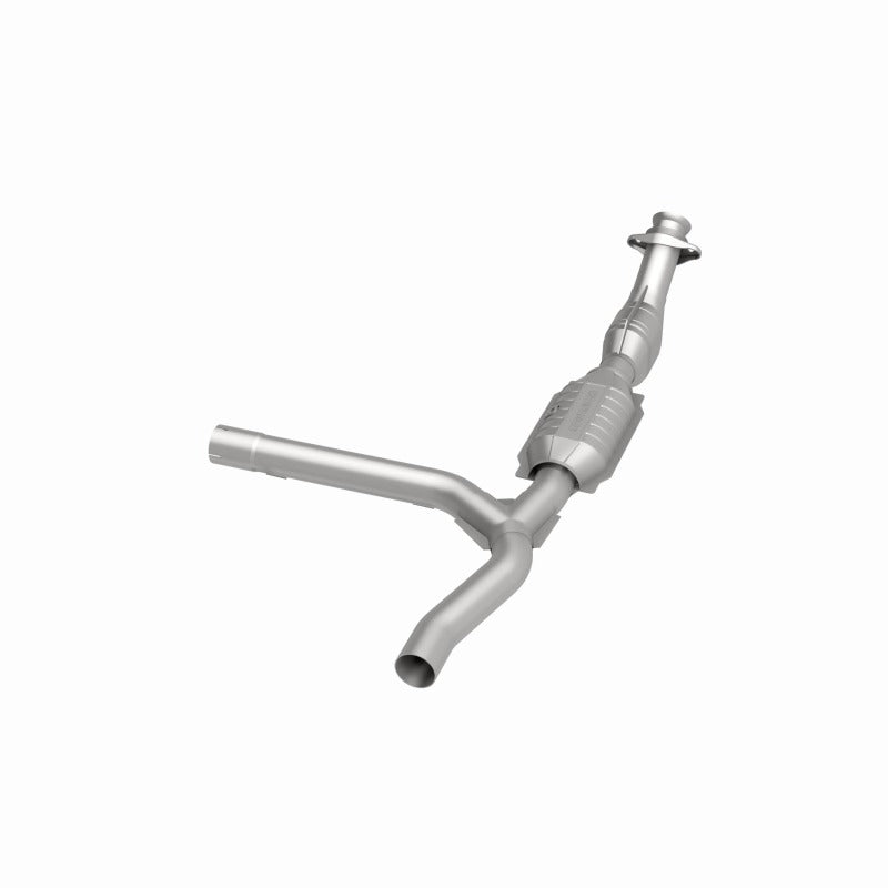 MagnaFlow Direct Fit Catalytic Converter 01 Ford F-150 4.2L - 51301