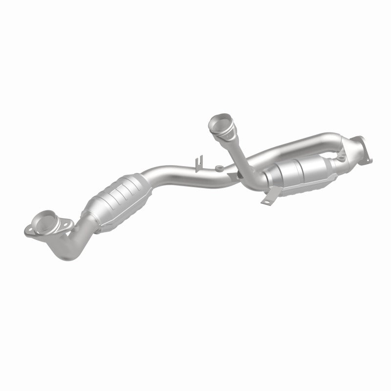 MagnaFlow Direct Fit Catalytic Converter 96-99 Ford Taurus3.0L 50S - 444033