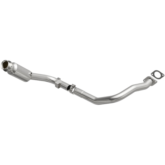 MagnaFlow Direct Fit Catalytic Converter 10-13 Land Rover LR4 V8 5.0L OEM Underbody - 21-532
