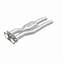 Load image into Gallery viewer, MagnaFlow 96-99 Chevy C2500 Suburban 7.4L Direct Fit Converter - 4451471