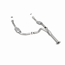 Load image into Gallery viewer, MagnaFlow Direct Fit Catalytic Converter 2002 Chevy E 1500 Van 4.3L - 51510