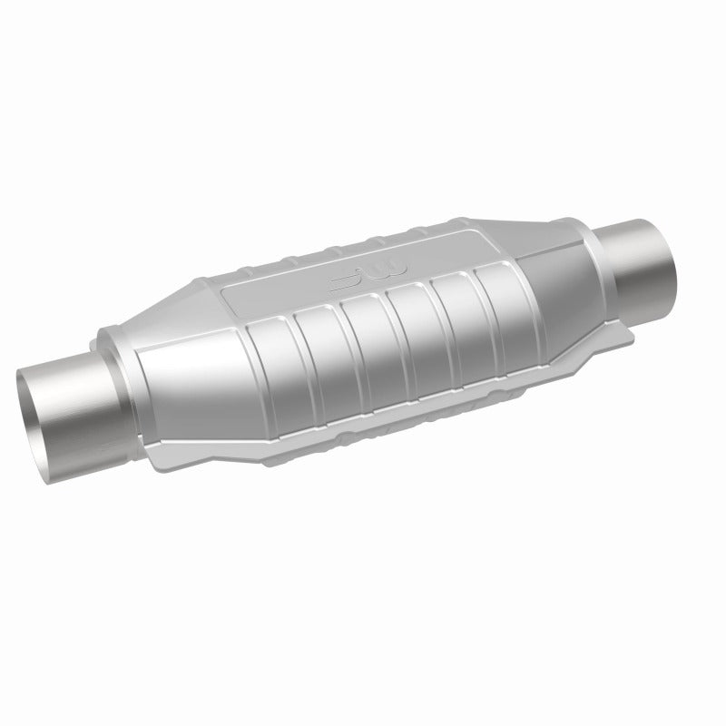 MagnaFlow Conv Univ 2.5in Inlet/Outlet Center/Center Oval 12in Body L x 6.5in W x 16in Overall L - 51006