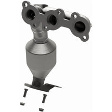Load image into Gallery viewer, MagnaFlow Direct Fit Catalytic Converter 08-09 Toyota Highlander 3.3L - 51540