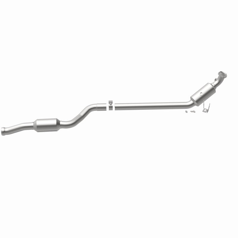 MagnaFlow 12-16 E350 V6 3.5 OEM Underbody Direct Fit Converter - 21-447