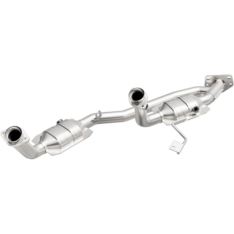 MagnaFlow Direct Fit Catalytic Converter 04 Ford Freestar 3.9L - 49079