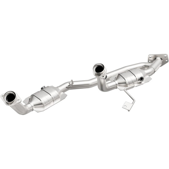 MagnaFlow Direct Fit Catalytic Converter 04 Ford Freestar 3.9L - 23083