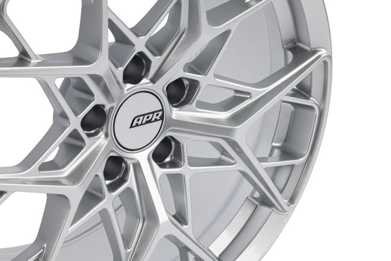 APR A02 Flow Formed 18x8.5 / 5x112 / ET45 / 66.5mm Bore / Silver Wheel - WHL00022