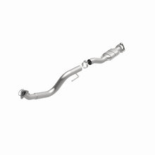 Load image into Gallery viewer, MagnaFlow Direct Fit Catalytic Converter 03-07 GM 2500/3500 Passenger Side - 93408