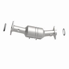 Load image into Gallery viewer, MagnaFlow 10-12 Mazda CX-7 2.5L Direct Fit Converter - 5582223