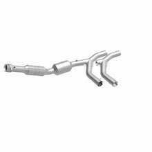 Load image into Gallery viewer, MagnaFlow Direct Fit Catalytic Converter 05-07 Ford E150 4.6L Passenger Side - 51310