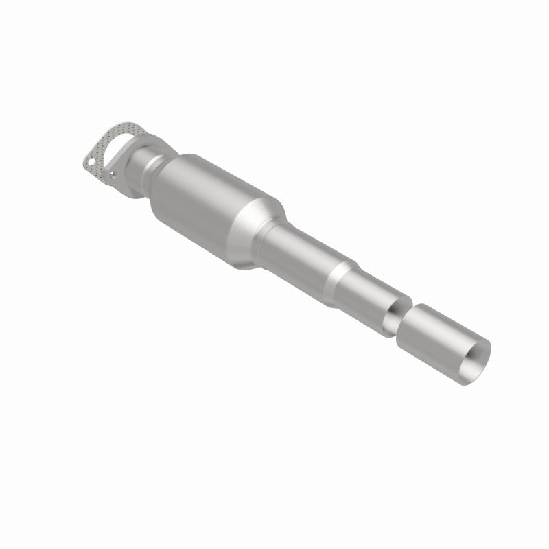 MagnaFlow Direct Fit Catalytic Converter 04-06 Mazda 3 2.0/2.3 Rear - 24178