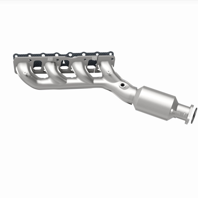 MagnaFlow Direct Fit Catalytic Converter Infiniti/Nissan Trucks 8 5.6L D/S Manifold (49 State) - 50380