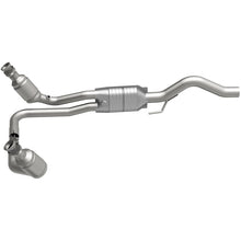 Load image into Gallery viewer, MagnaFlow Direct Fit Catalytic Converter 00-03 Dakota 4.7L - 447248
