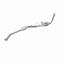 Load image into Gallery viewer, MagnaFlow 98-00 Toyota Sienna 3.0L Direct Fit Converter - 447163