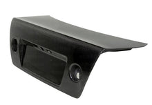 Load image into Gallery viewer, Seibon 00-05 Lexus IS300 OEM-Style Carbon Fiber Trunk/Hatch - TL0005LXIS