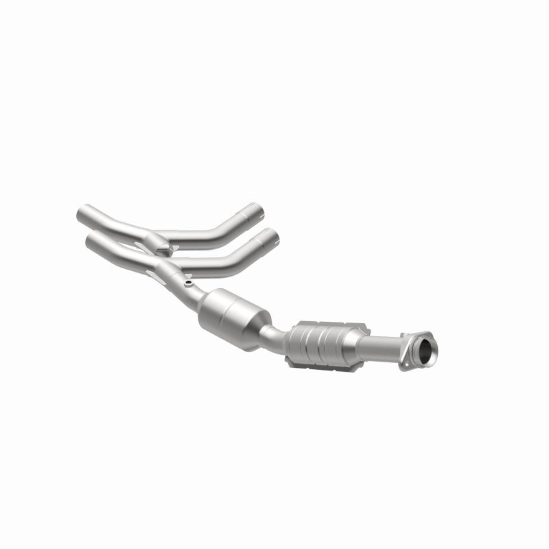 MagnaFlow Direct Fit Catalytic Converter 05-07 Ford E150 4.6L Passenger Side - 24308