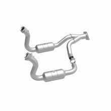 Load image into Gallery viewer, MagnaFlow 08-10 Ford F-350 Super Duty 6.8L Direct Fit Converter - 5451760
