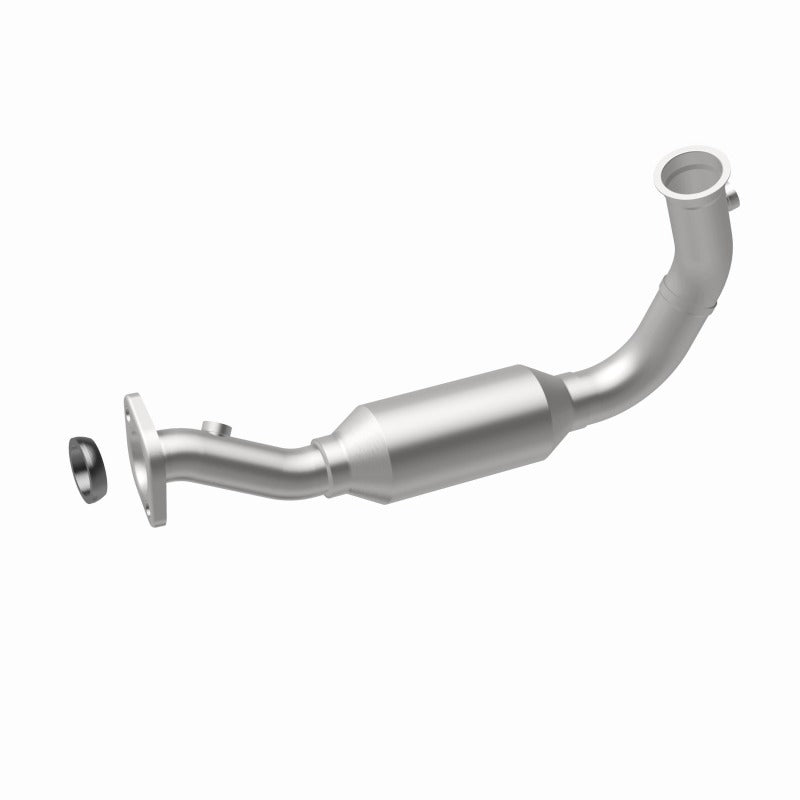MagnaFlow Direct Fit Catalytic Converter OEM 2004 Jeep Liberty Underbody - 4551583