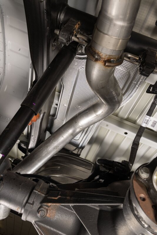 Flowmaster 20-25 GM 2500/3500 6.6L GAS Direct Fit FlowFX Muffler - 718155