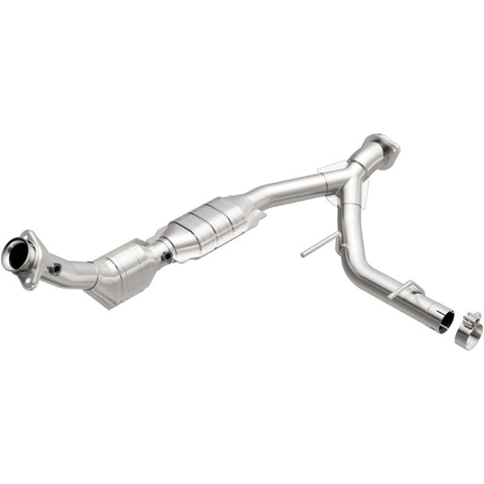 MagnaFlow Direct Fit Catalytic Converter 03-04 Ford Expedition 5.4L V8 Passenger Side - 24414