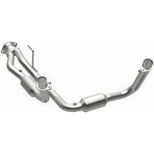 Load image into Gallery viewer, MagnaFlow Direct Fit Catalytic Converter 05-06 Jeep Grand Cherokee 3.7L Y-Pipe Assy (49 State) - 24473