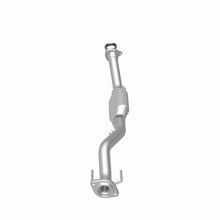 Load image into Gallery viewer, MagnaFlow DF Conv 02-05 Chevy Trail Blazer/GMC Envoy V6 4.2L 113in Wheelbase/02-04 Olds Bravada V6 - 23967