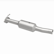 Load image into Gallery viewer, MagnaFlow 09-10 Ford F-550 Super Duty V10 6.8L Rear Underbody Direct Fit Catalytic Converter - 280434