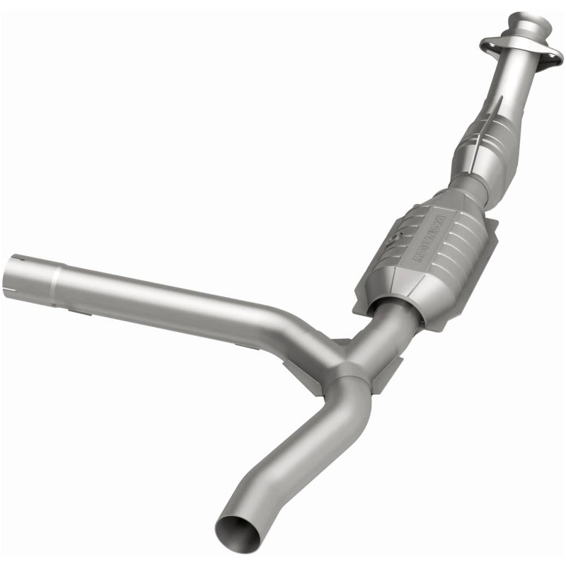 MagnaFlow Direct Fit Catalytic Converter 01-04 Ford F-150 4.2L 2wd - 93122