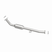 Load image into Gallery viewer, MagnaFlow Direct Fit Catalytic Converter OEM 2001-2004 Toyota Sequoia Underbody - 4551061