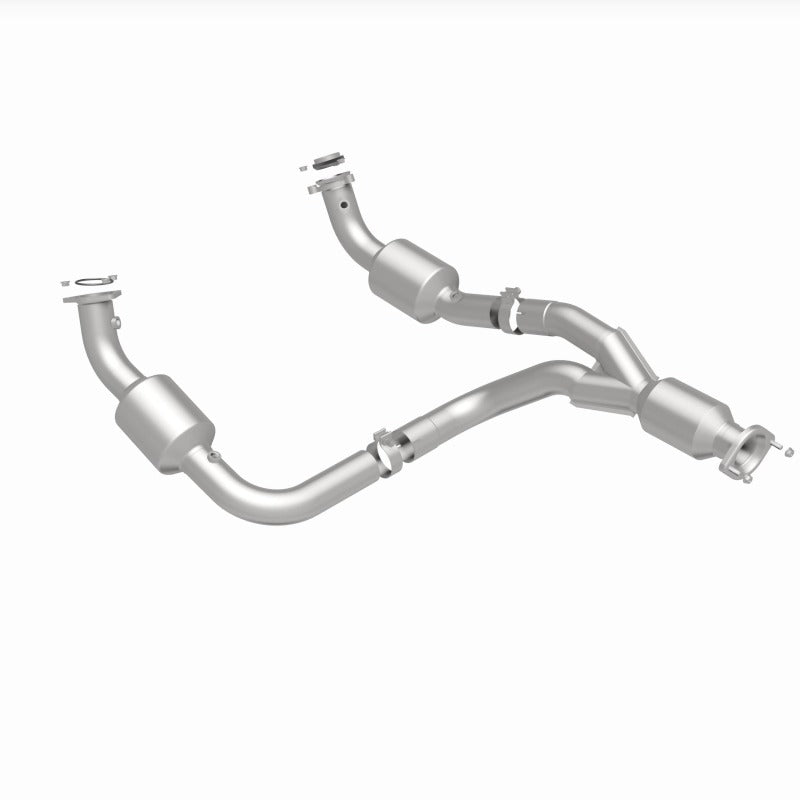 MagnaFlow 12-20 Chevrolet Express 4500 Underbody 6.0L Direct Fit Catalytic Converter - 280505