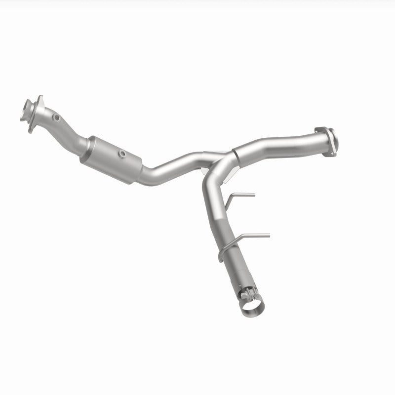 MagnaFlow Direct Fit Catalytic Converter 15-17 Ford Expedition V6 3.5 OEM Underbody - 21-528
