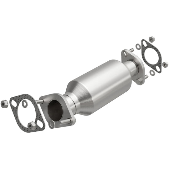 MagnaFlow California Direct Fit Catalytic Converter 11-13 Hyundai Elantra - 5561823