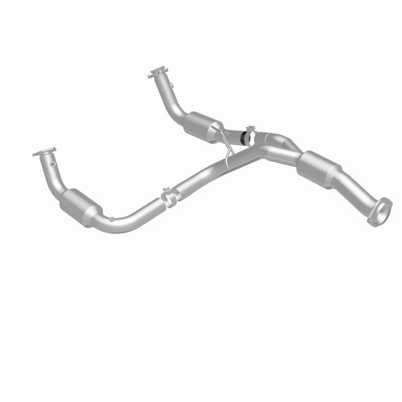 MagnaFlow 12-14 Chevrolet Silverado 2500 HD 6.0L Direct Fit Converter - 5582812