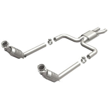 Load image into Gallery viewer, MagnaFlow Direct fit Catalytic Converter, Lincoln 03-06 8 3.9L; Y Pope Assy - 23936