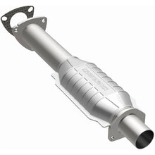 Load image into Gallery viewer, MagnaFlow Direct Fit Catalytic Converter 95-98 GM S10 Pickup 4.3L - 93483